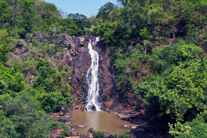 uski-waterfall