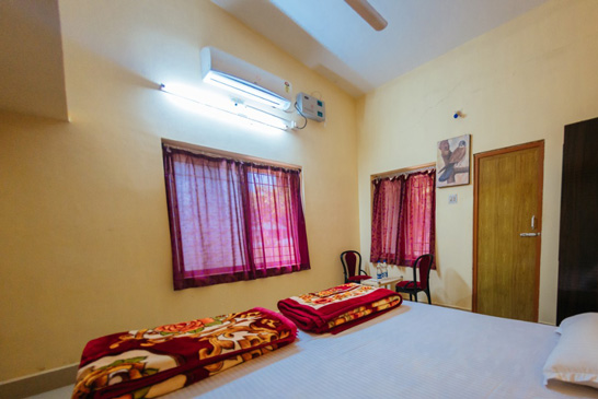 Luxury tents and forest surroundings at Talabandha, view 1